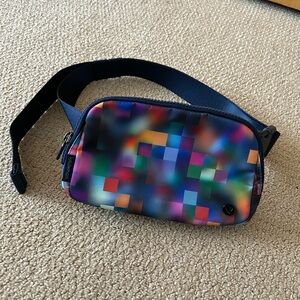 Lululemon Everywhere Belt Bag 1L Pride ((Pixel Rainbow Club Blue Multi) . NWOT!